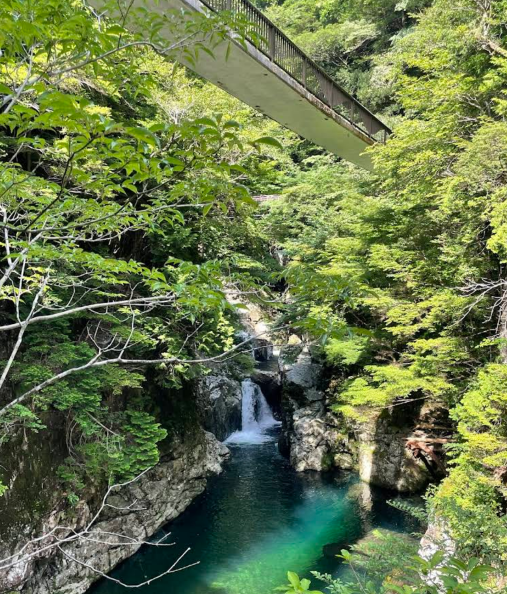 みたらい渓谷 — Mitarai Keikoku gorge swimming spot Nara