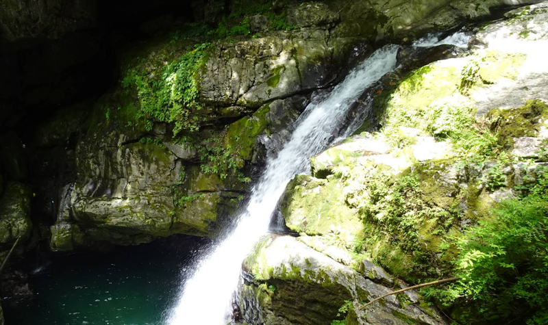 みたらい渓谷 — Mitarai Keikoku gorge view Kurotaki